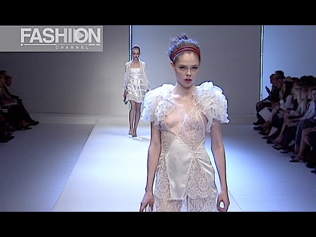 VALENTINO Spring 2007 Paris – Fashion Channel
